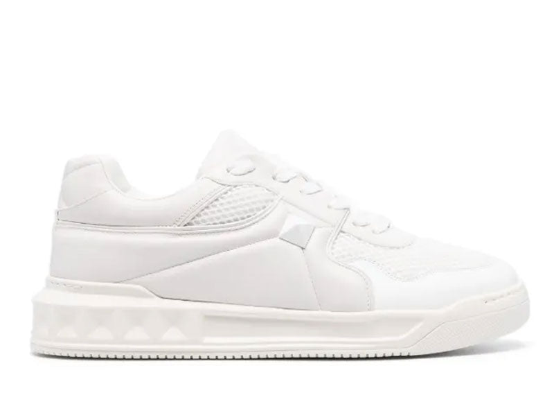Valentino One Stud Low-Top White | Soul Gallery