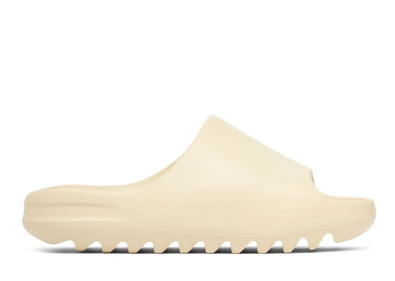 Yeezy Slide Bone (2022/2023 Restock)