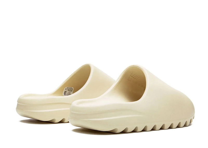 Yeezy Slide Bone (2022/2023 Restock)