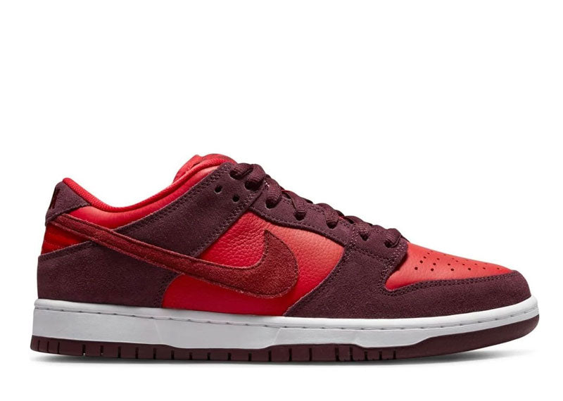 Nike SB Dunk Low Cherry
