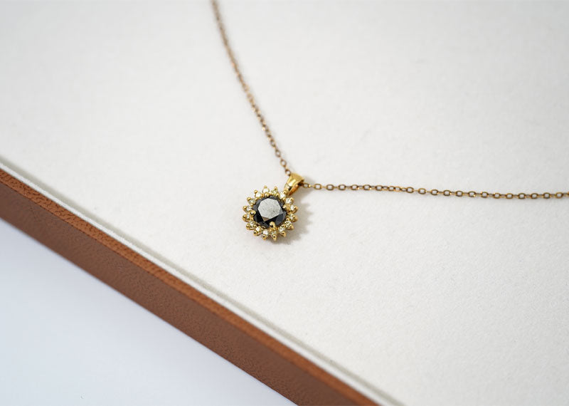 SOUL Notte 9ct Yellow Gold Pendant