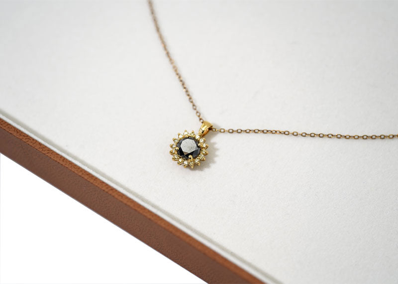 SOUL Notte 9ct Yellow Gold Pendant