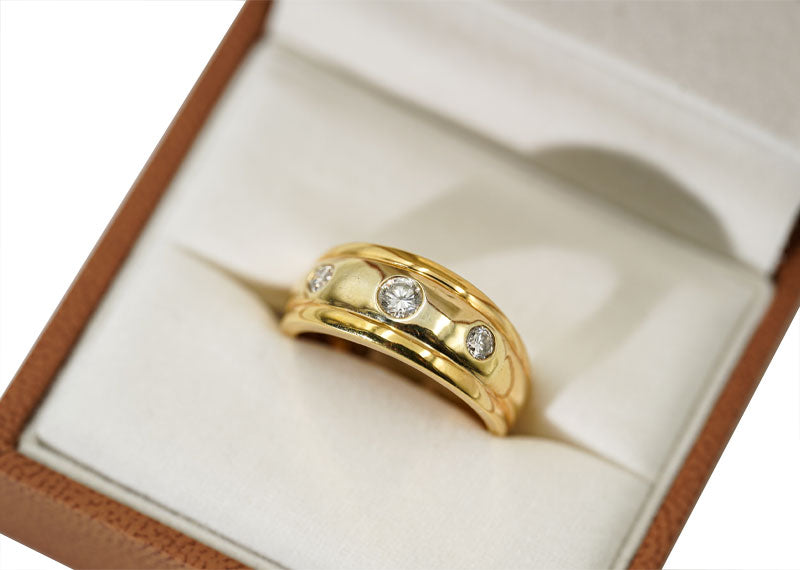 SOUL Tre Pietra 18ct Yellow Gold Ring