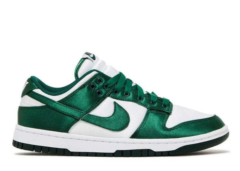 NIKE Dunk Low Michigan State Satin (Womens)