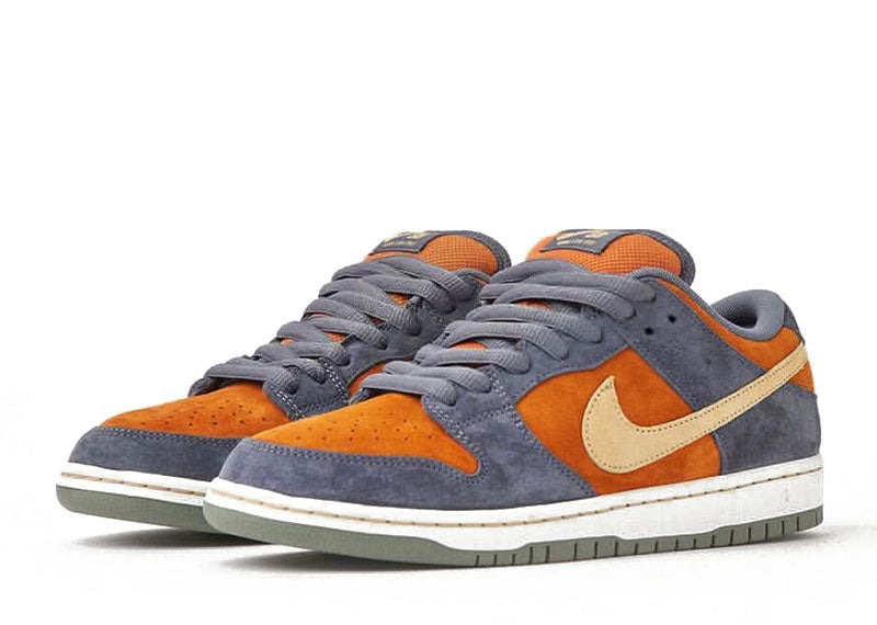 Nike SB Dunk Low Light Carbon Monarch