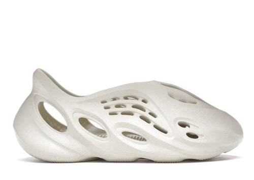 Yeezy Foam RNNR Sand | Soul Gallery