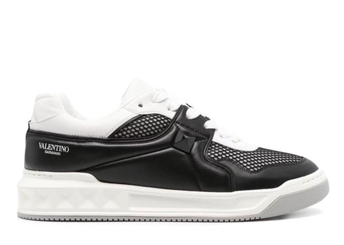 Valentino One Stud Low-Top Black White | Soul Gallery