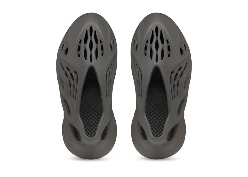 Yeezy Foam RNR Carbon