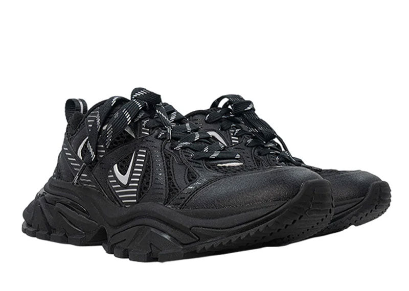 Vetements V2000 Retro Millennial Dad Shoes Triple Black