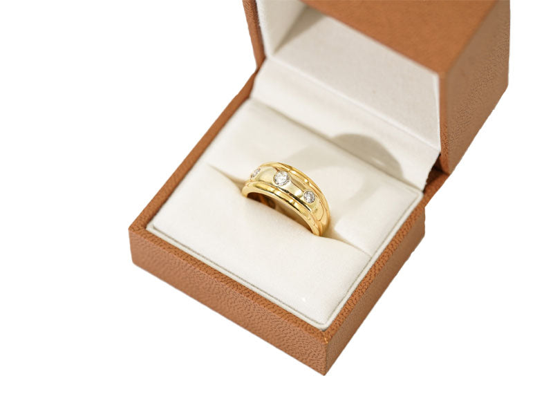 SOUL Tre Pietra 18ct Yellow Gold Ring