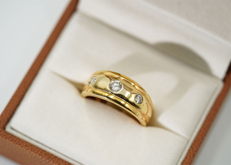 SOUL Tre Pietra 18ct Yellow Gold Ring