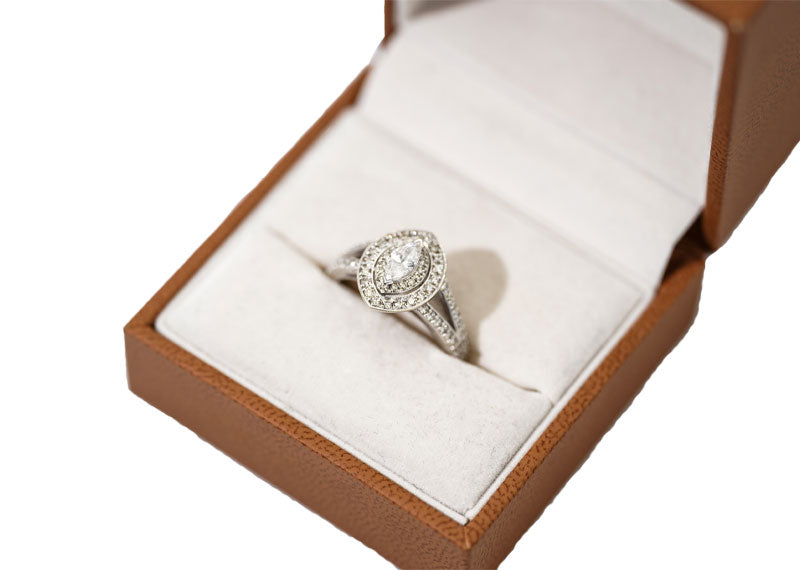 SOUL Ovale 9ct White Gold Ring