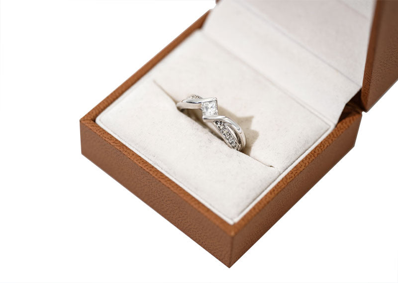 SOUL Quadrata 9ct White Gold Ring